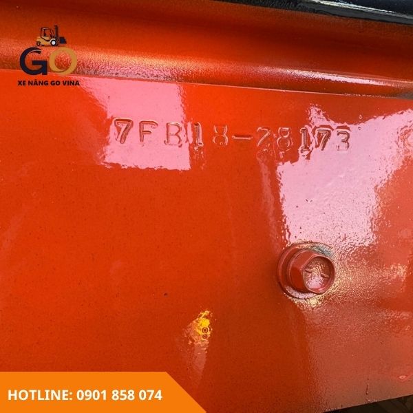 jkvforklift-xe-nang-dien-toyota-1.7-tan-5