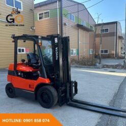 jkvforklift-xe-nang-dien-toyota-7fb30-2
