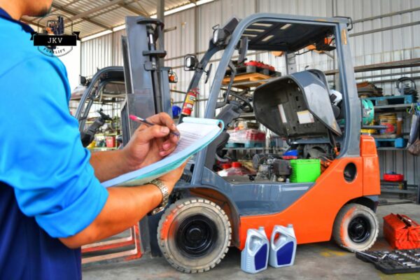 jkvforklift-cach-chinh-toc-do-xe-nang-dien-toyota-2