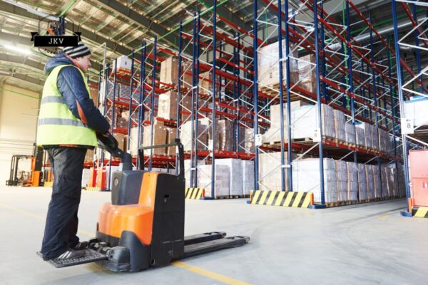 jkvforklift-huong-dan-su-dung-xe-nang-tay-dien-2